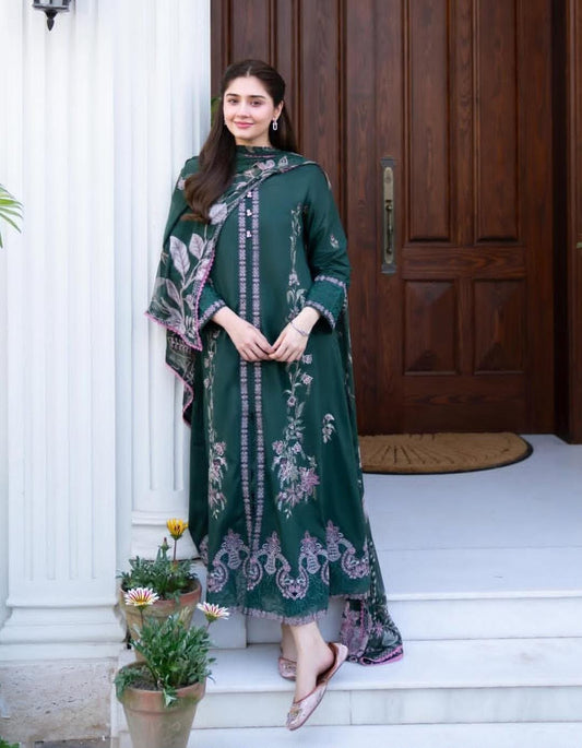 Dure-e-Fishan 3006 embroidered Dhanak suit detail