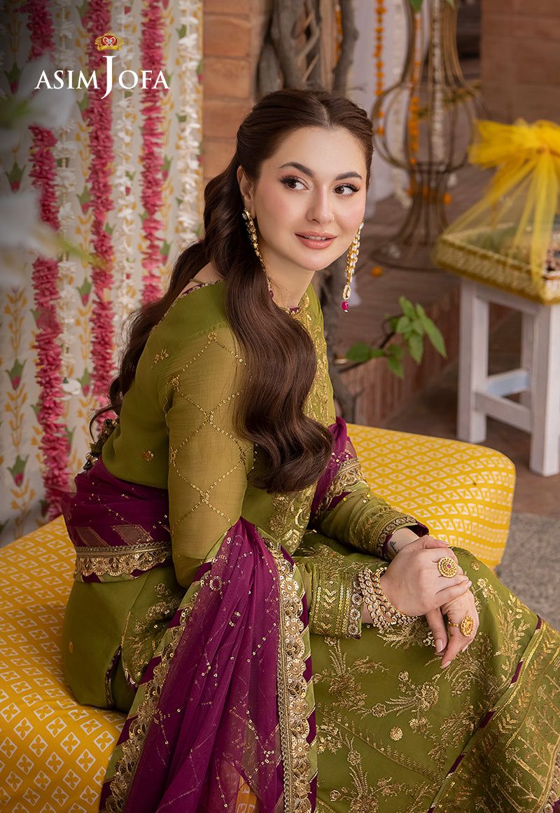 Shop the Asim Jofa replica chiffon 3-piece suit with satin silk trouser and heavy sequence work. Order now from IZ Pattern and Place.